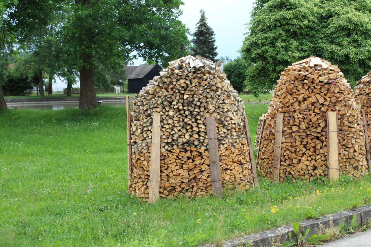 Ubytovani Ve Stodole Stráž nad Nežárkou Eksteriør bilde